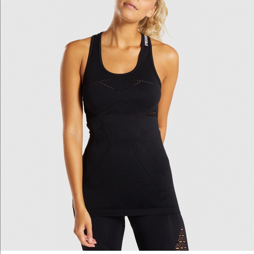 ⚫️GYMSHARK FLAWLESS TANK TOP BLACK⚫️
